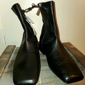 Zara leather black square-toe boot